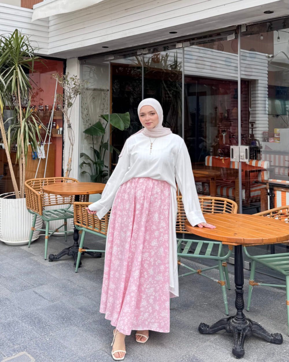 بلوزة طويلة